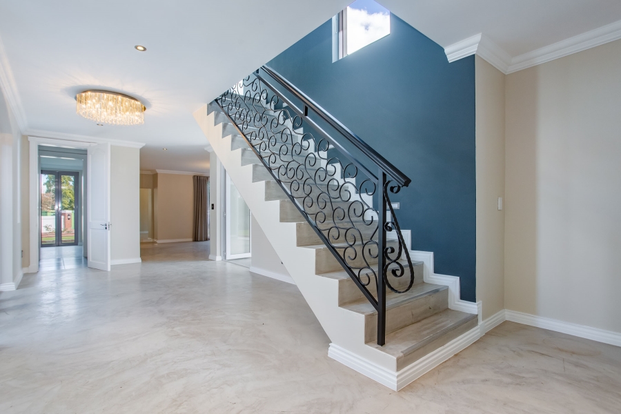 To Let 4 Bedroom Property for Rent in Val De Vie Estate Western Cape
